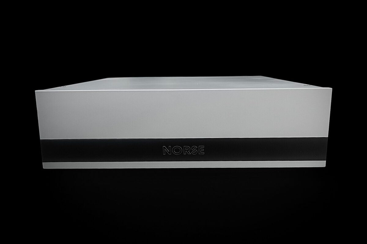 Norse-Audio-X1-Power-Amp-front